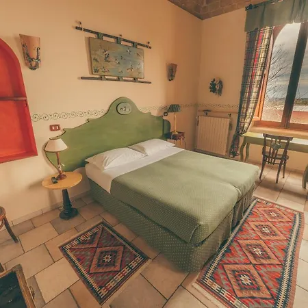 לינה וארוחת בוקר B&B Locanda Tre Pini קייטי
